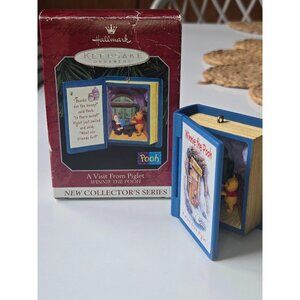 Winnie The Pooh Hallmark Keepsake Book Diorama Ornament "A Visit From Piglet" 19